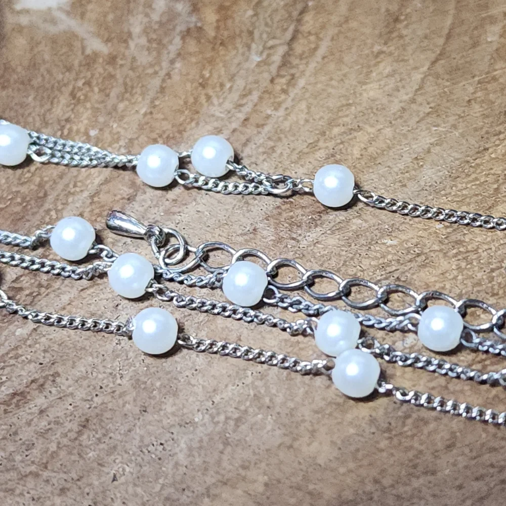 Vintage Faux Pearl Y Necklace Silver Toned Chain